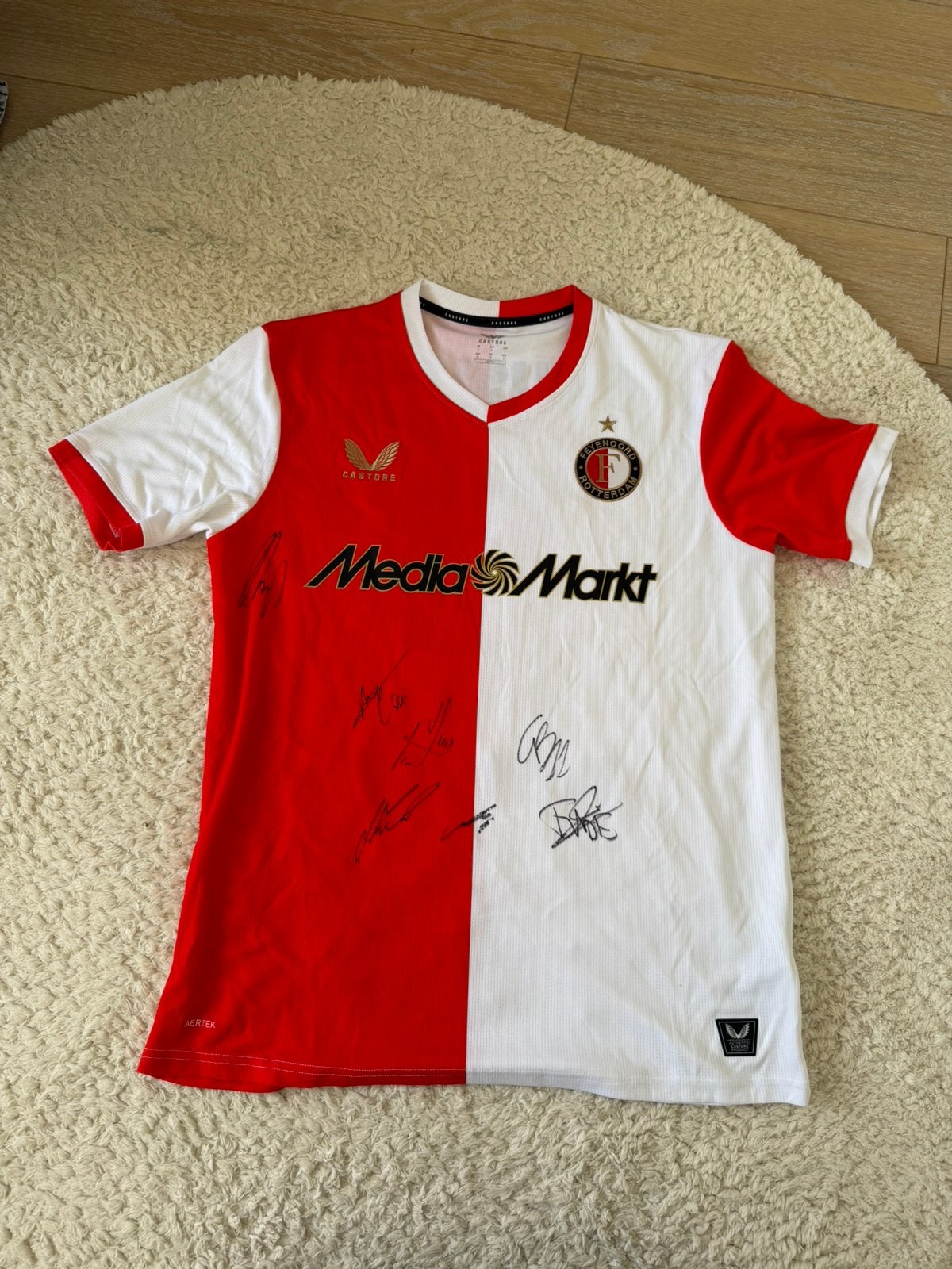 Gesigneerd feyenoord voetbalshirt, Sport en Fitness, Ophalen, Zo goed als nieuw, Shirt