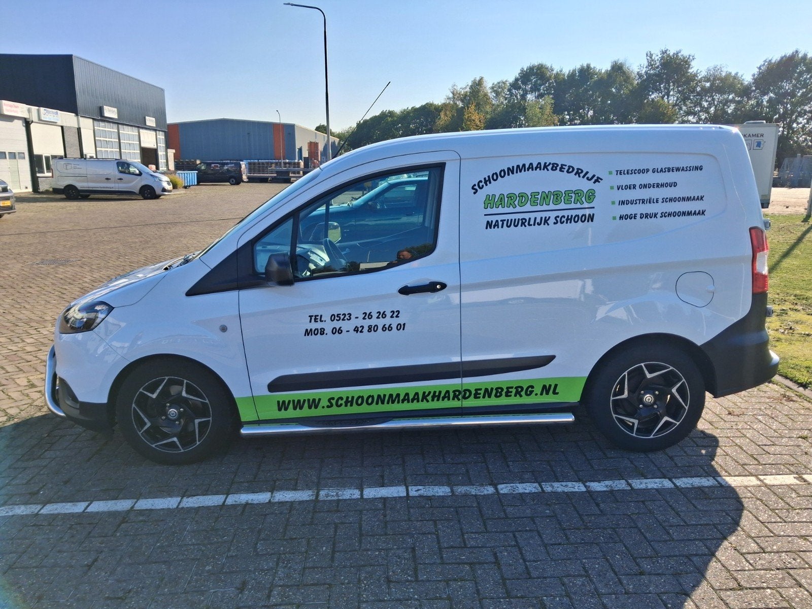 Ford Transit Courier1.5 Tdci  75pk 2021 Wit zeer compleet, Voorwielaandrijving, 74 pk, Origineel Nederlands, Ford