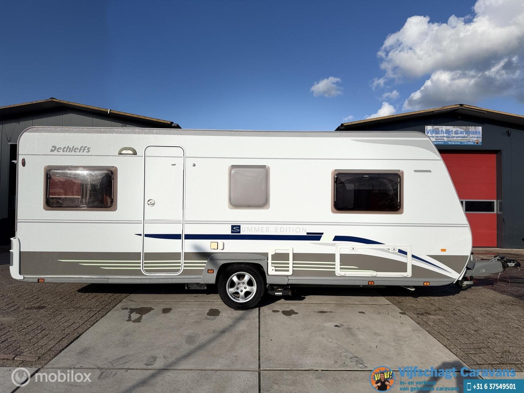Dethleffs Summer Edition LE 510 incl mover, 7 tot 8 meter, Bedrijf, Dethleffs, 1250 - 1500 kg