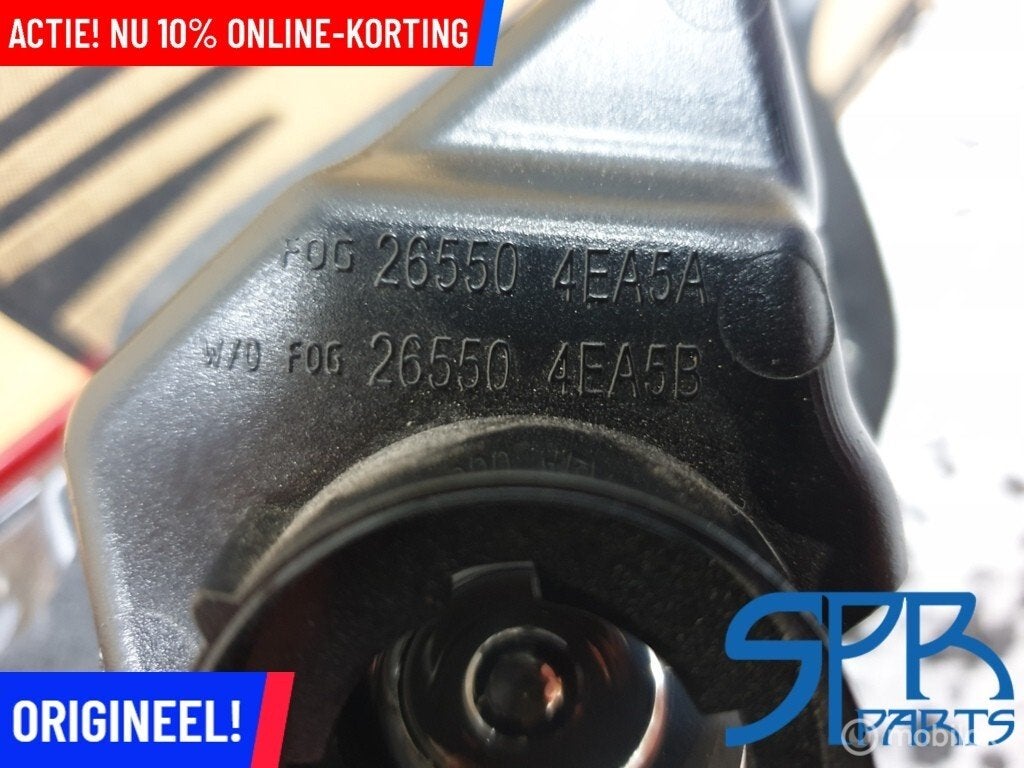 Achterlicht rechtsbinnen rechts Nissan Qashqai II 265504EA5A, Gebruikt, Ophalen of Verzenden, Nissan, Nissan