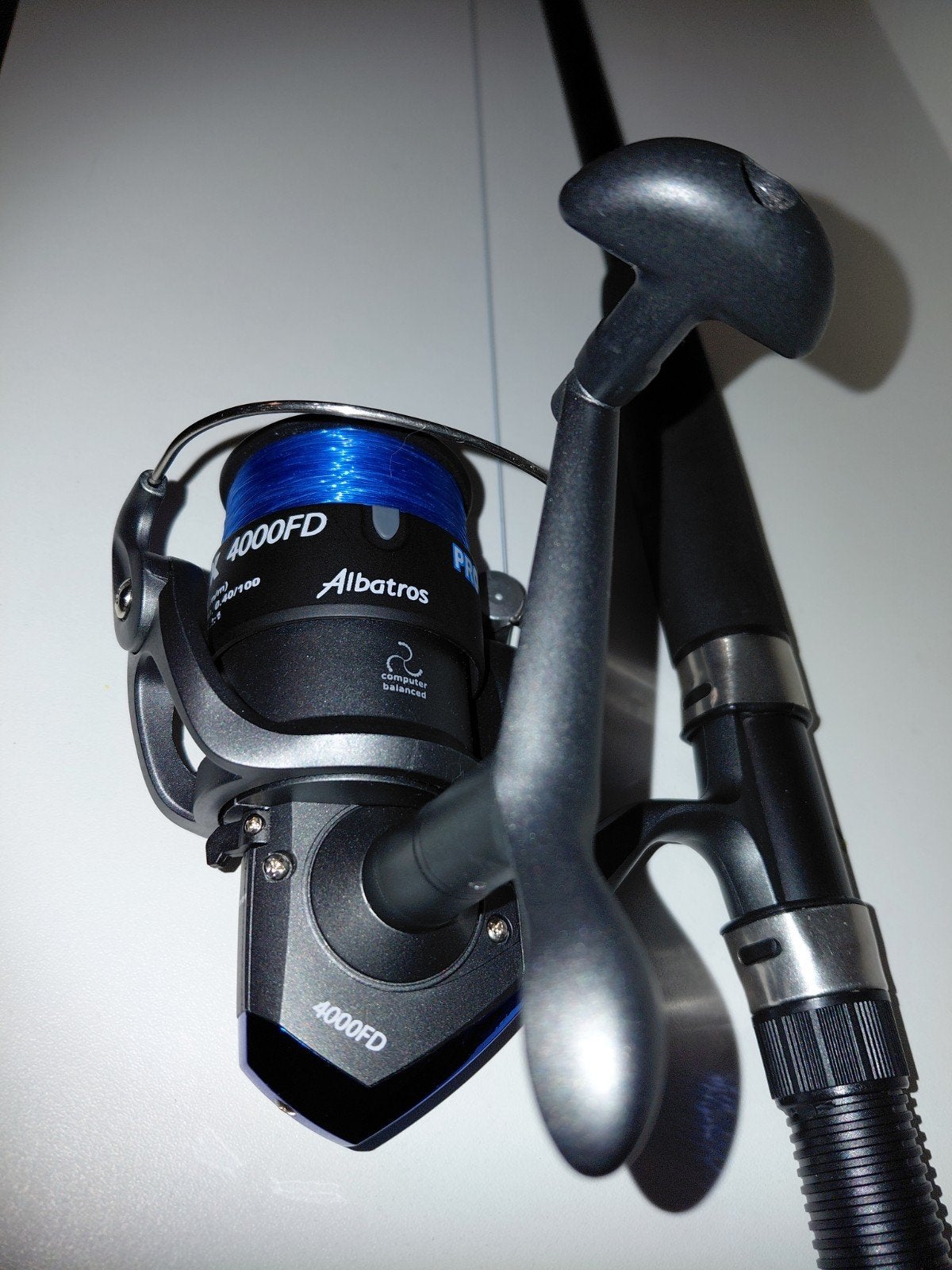 roofvis vishengel 1.80 + molen., Watersport en Boten, Ophalen of Verzenden, Nieuw
