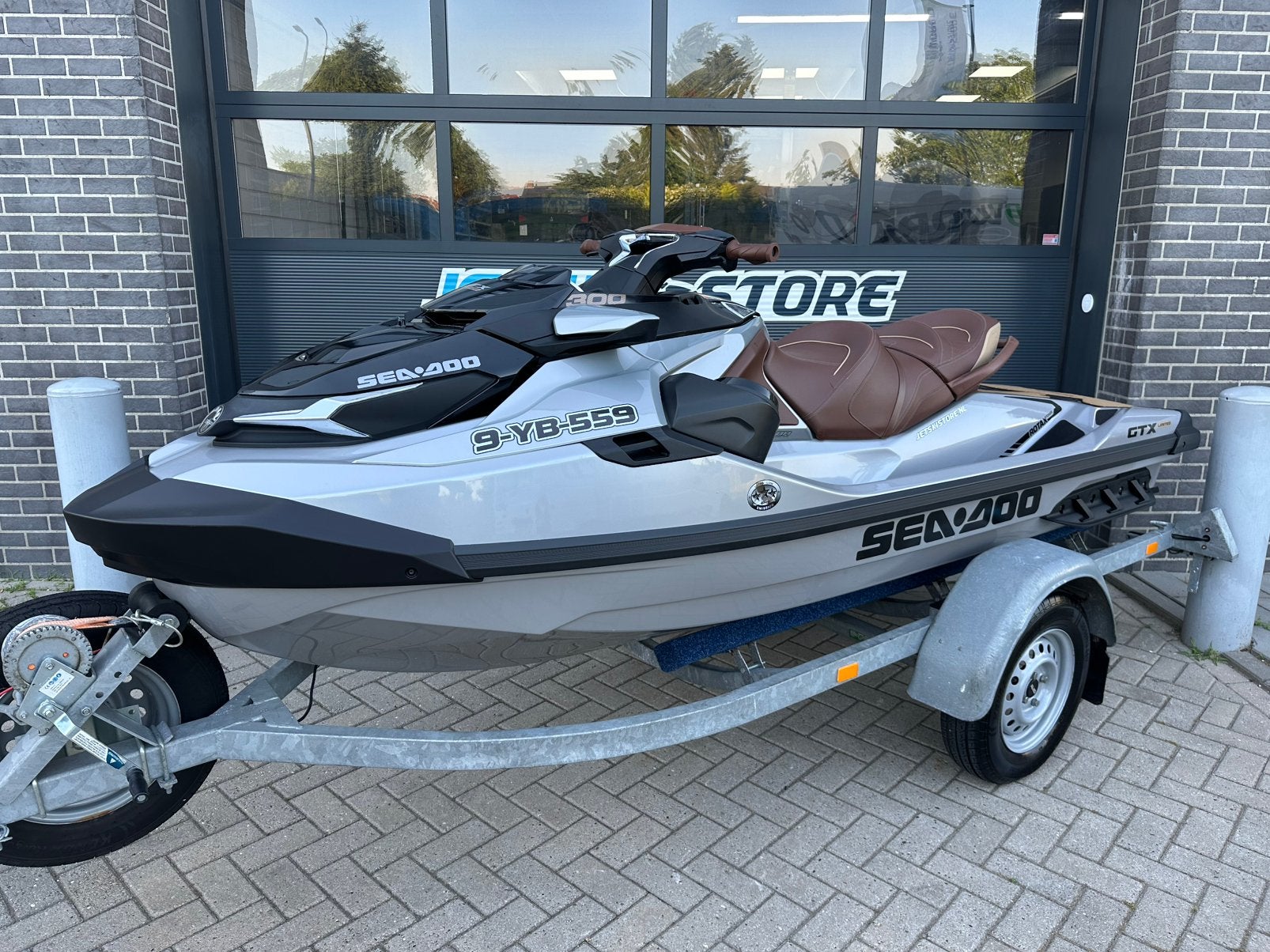 SEADOO GTX 300 ltd waterscooter 46 uur NIEUWSTAAT, Ophalen, Zo goed als nieuw, Benzine, 200 pk of meer