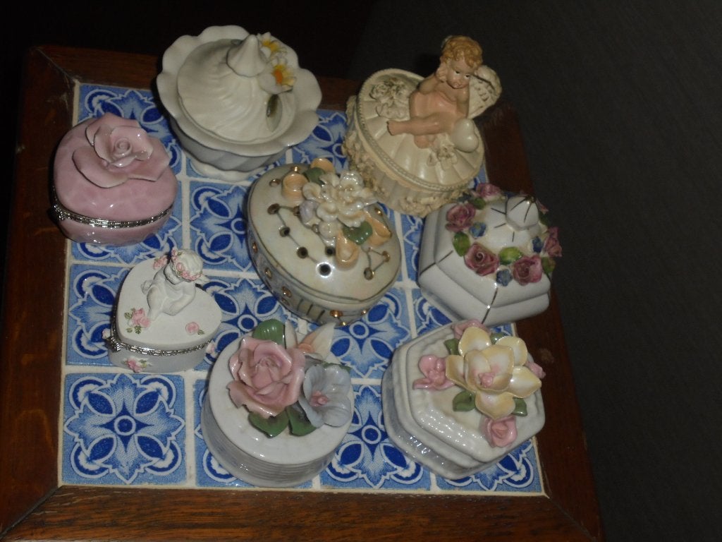 Pillendoosjes / Van steen / 8 stuks in 1 koop, Antiek en Kunst, Ophalen of Verzenden