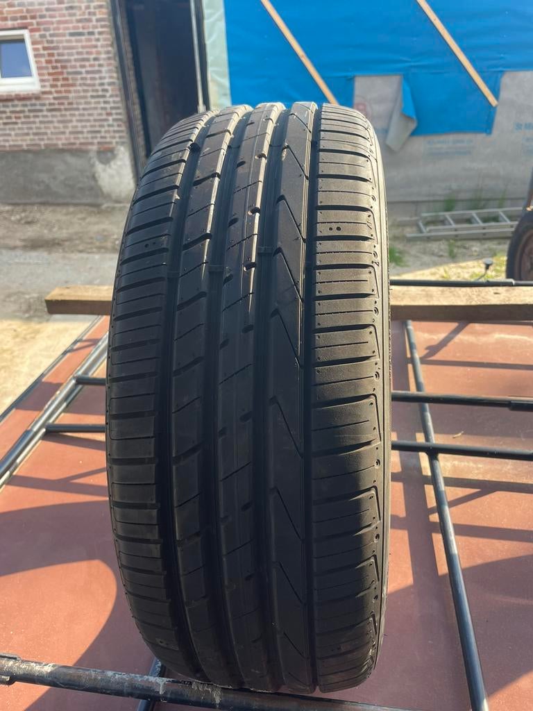 1x hankook ventus s1 evo suv 235/45/20 100w zomerband, Ophalen of Verzenden, Zo goed als nieuw