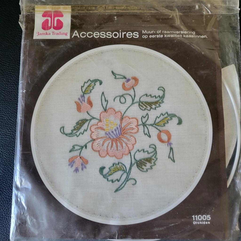 Borduurring pakket - Orchidee - Jamka Trading, Ophalen of Verzenden, Nieuw, Handborduren, Borduurpakket