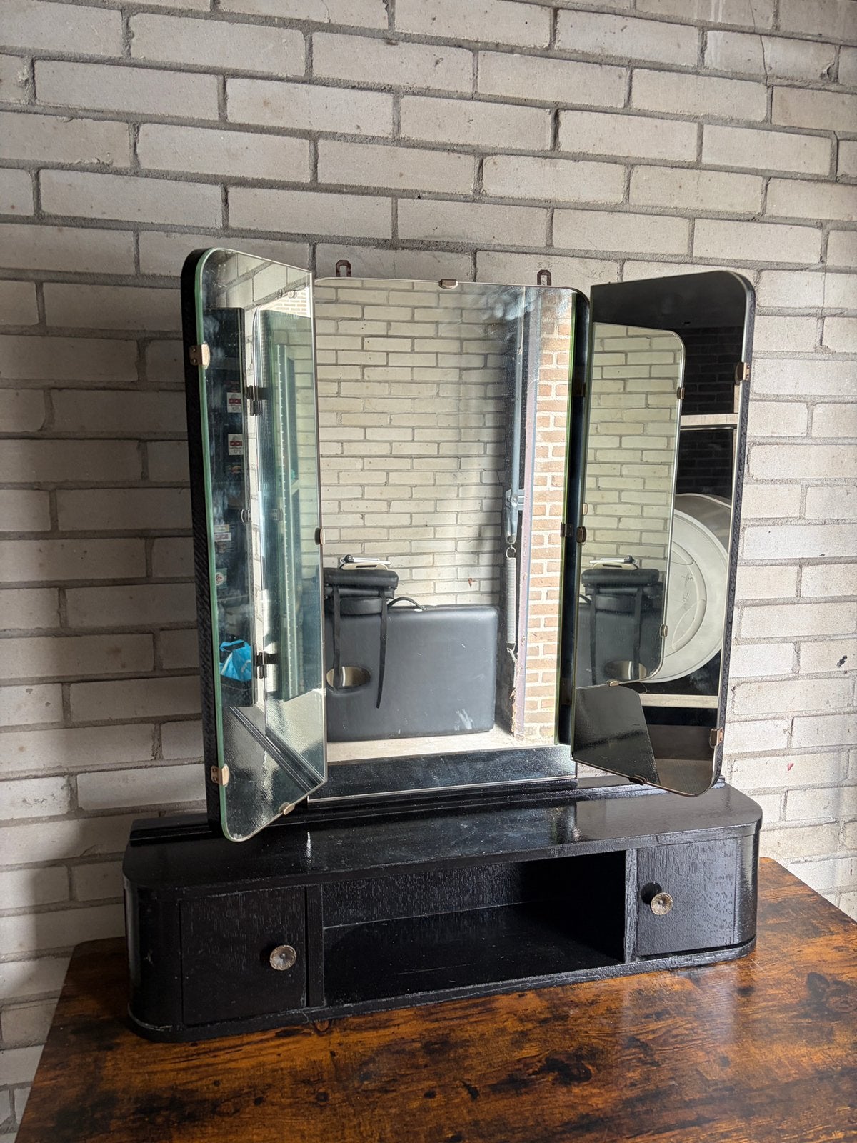 Art Deco wandspiegelkastje, zwart gelakt, jaren 30, Huis en Inrichting, Tafels | Kaptafels, Ophalen, Zo goed als nieuw, 50 tot 100 cm