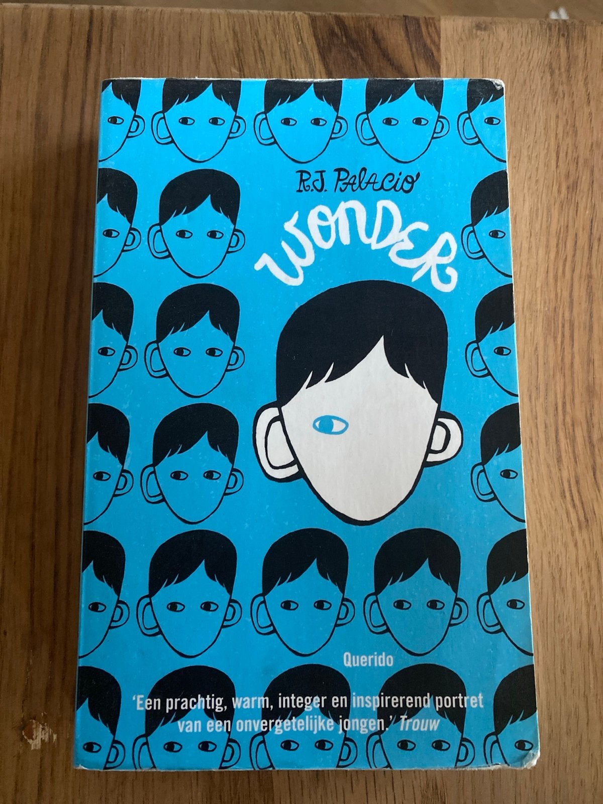 Wonder - R.J. Palacio (Boek), Ophalen of Verzenden, Gelezen, Fictie