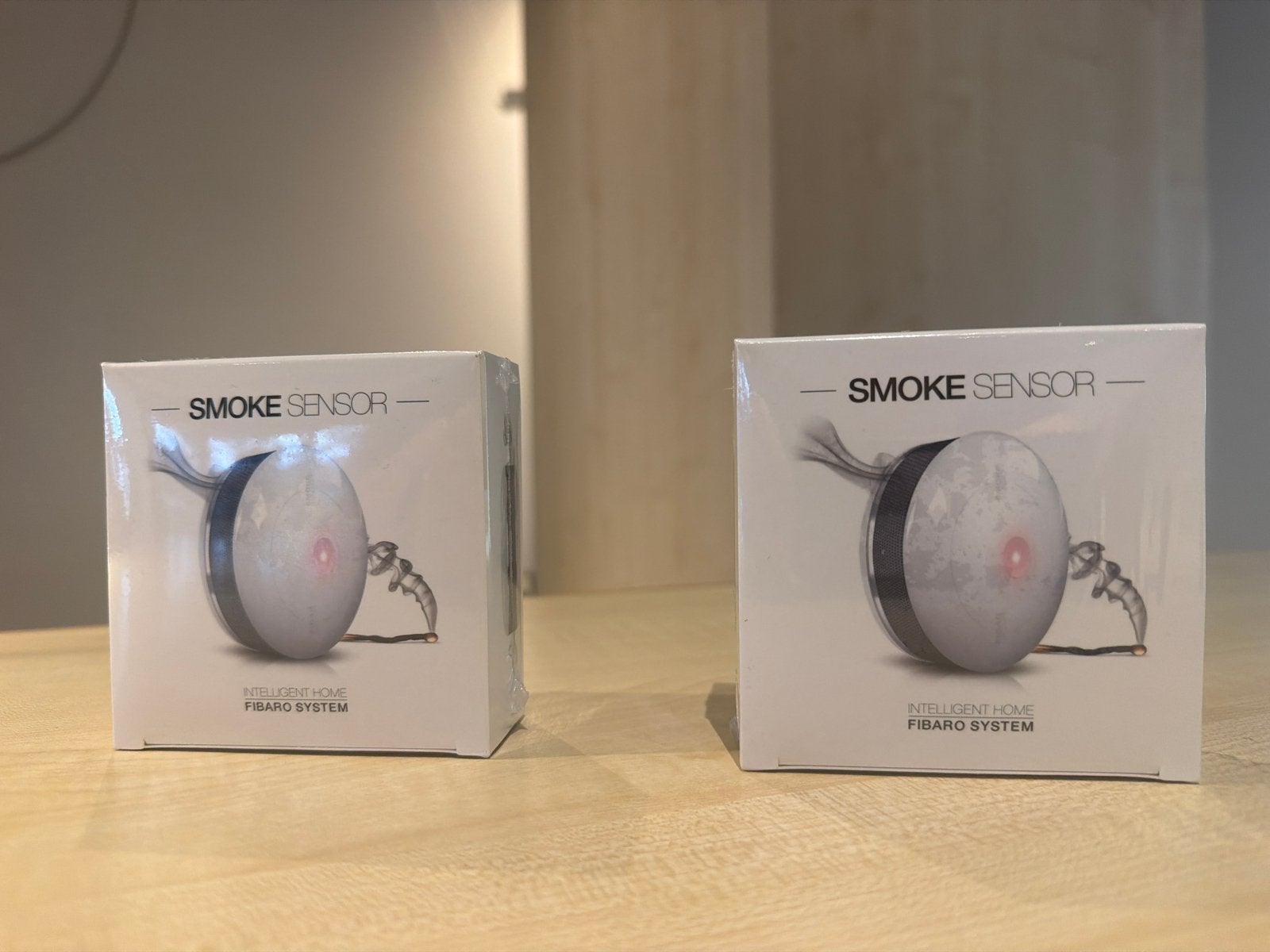 Fibaro Smoke Sensor FGSD-002 - Nieuw in verpakking, Ophalen, Detector, Sensor of Melder, Nieuw, Rook