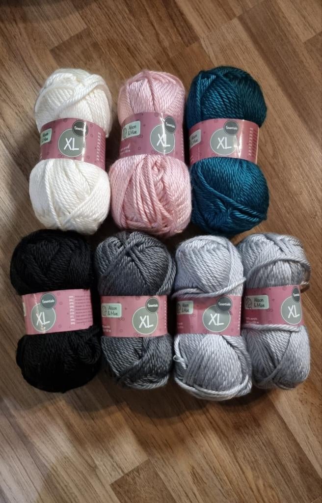 XL garen van Alison & Mae Essentials, Ophalen of Verzenden, Breien of Haken, Wol of Garen