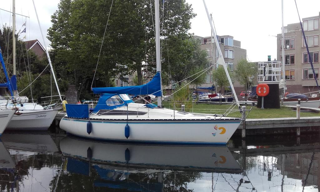 Te koop kajuitzeiljacht Kelt 900, Watersport en Boten, Kajuitzeilboten en Zeiljachten, Gebruikt, Binnenboordmotor, 1.80 meter