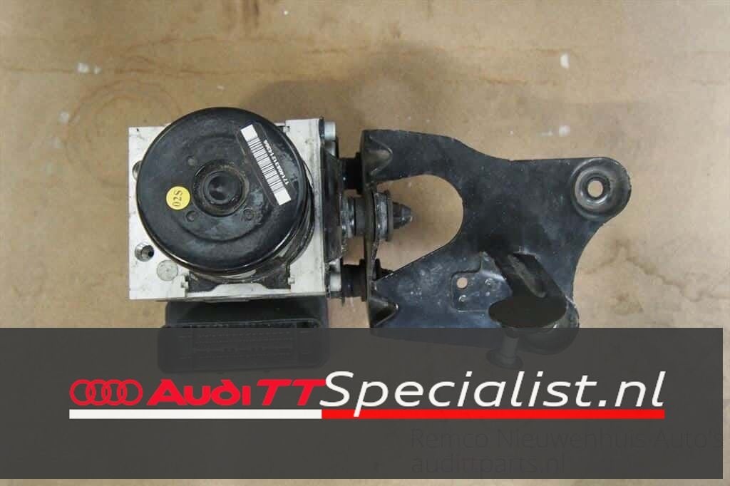 Audi TT Abs pomp 8J0614514 2007-2011, Gebruikt, -, -, -