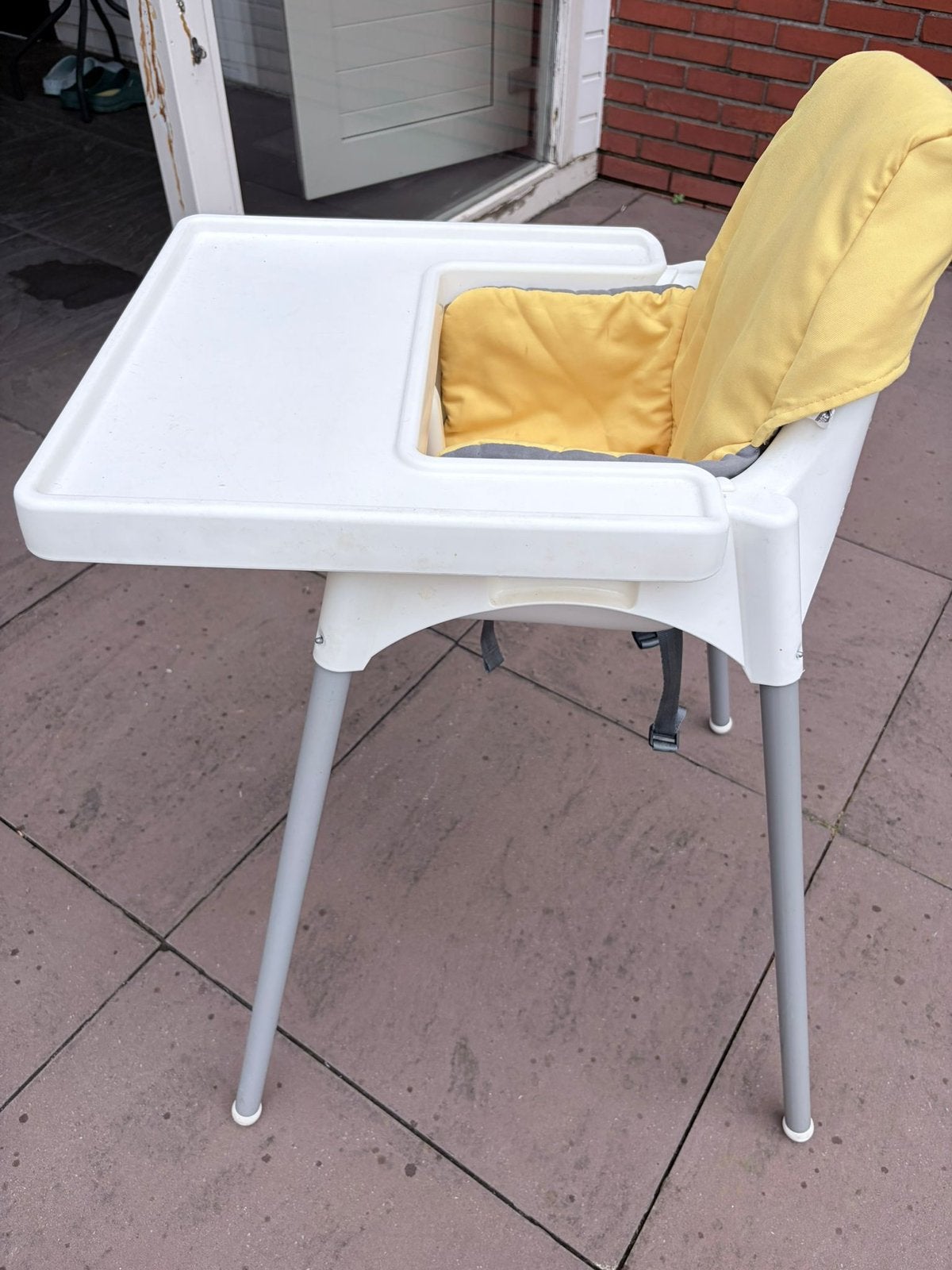 Te koop: ikea kinderstoel met opzetblad en verkleiner, Ophalen, Zo goed als nieuw, Overige typen, Stoelverkleiner