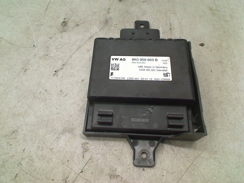 Spanningsregelaar Audi A4 (B8) (2007-11/2012-02) 8K0959663B, Gebruikt, Auto-Union-Straße  1, Ingolstadt 85057, , Duitsland, Info@audi.de