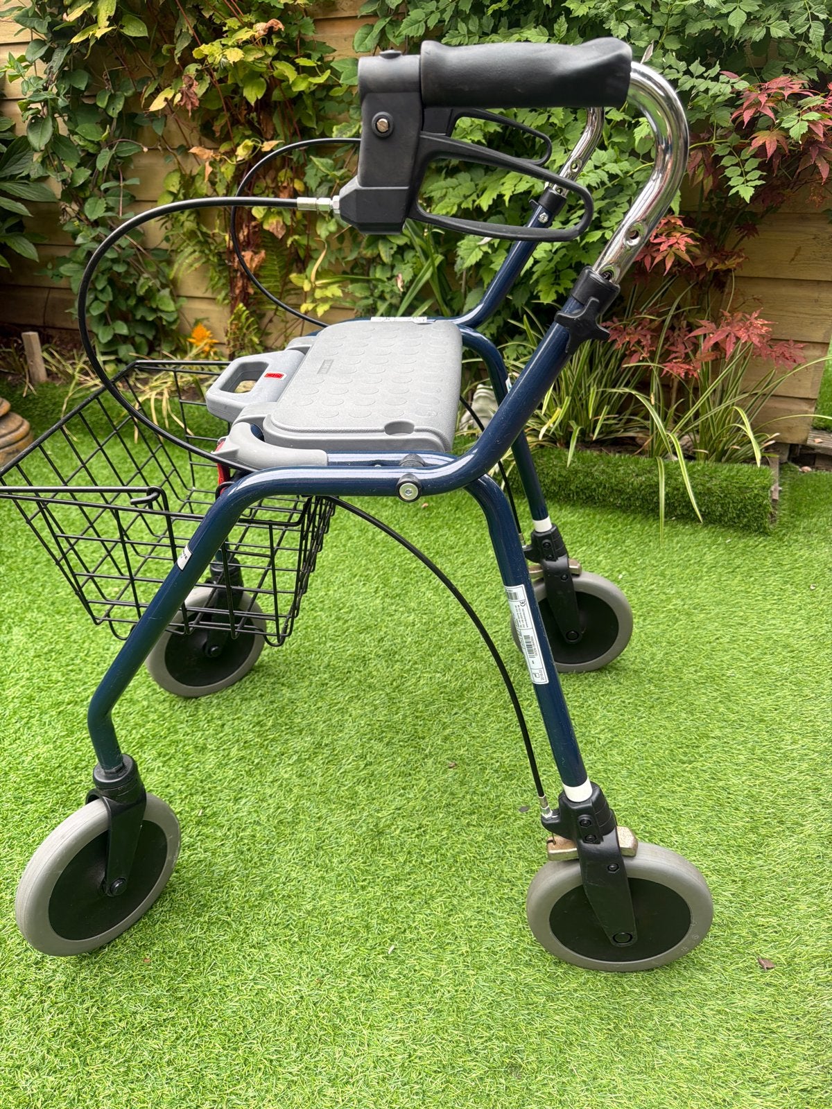 Rollator, Diversen, Ophalen, Opvouwbaar, Zo goed als nieuw