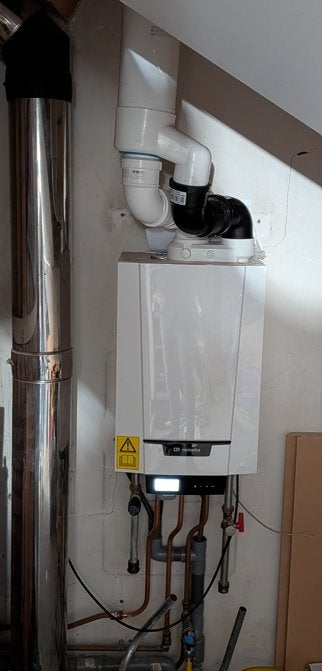 Remeha Tzerra Ace 28C CW4 combi cv ketel  & meer, Ophalen, 30 tot 80 cm, Gebruikt, Hoog rendement (Hr)