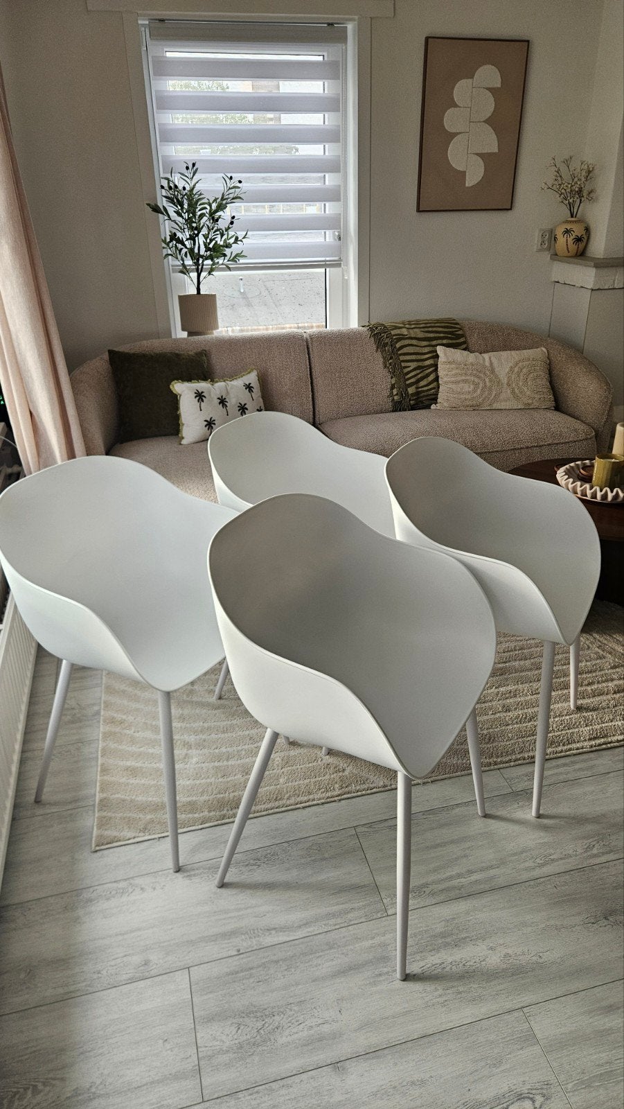 Set van 4 witte eetkamerstoelen, Ophalen, Kunststof, Wit, Zo goed als nieuw