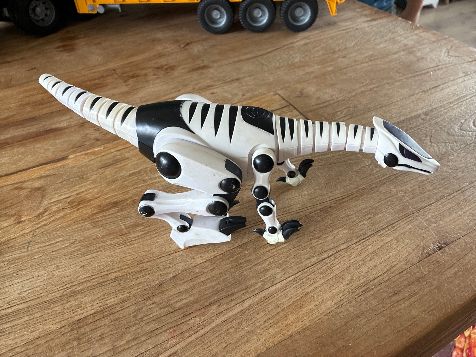 Robotic Dinosaurusspeelgoed - Wit en Zwart, Ophalen of Verzenden, Gebruikt