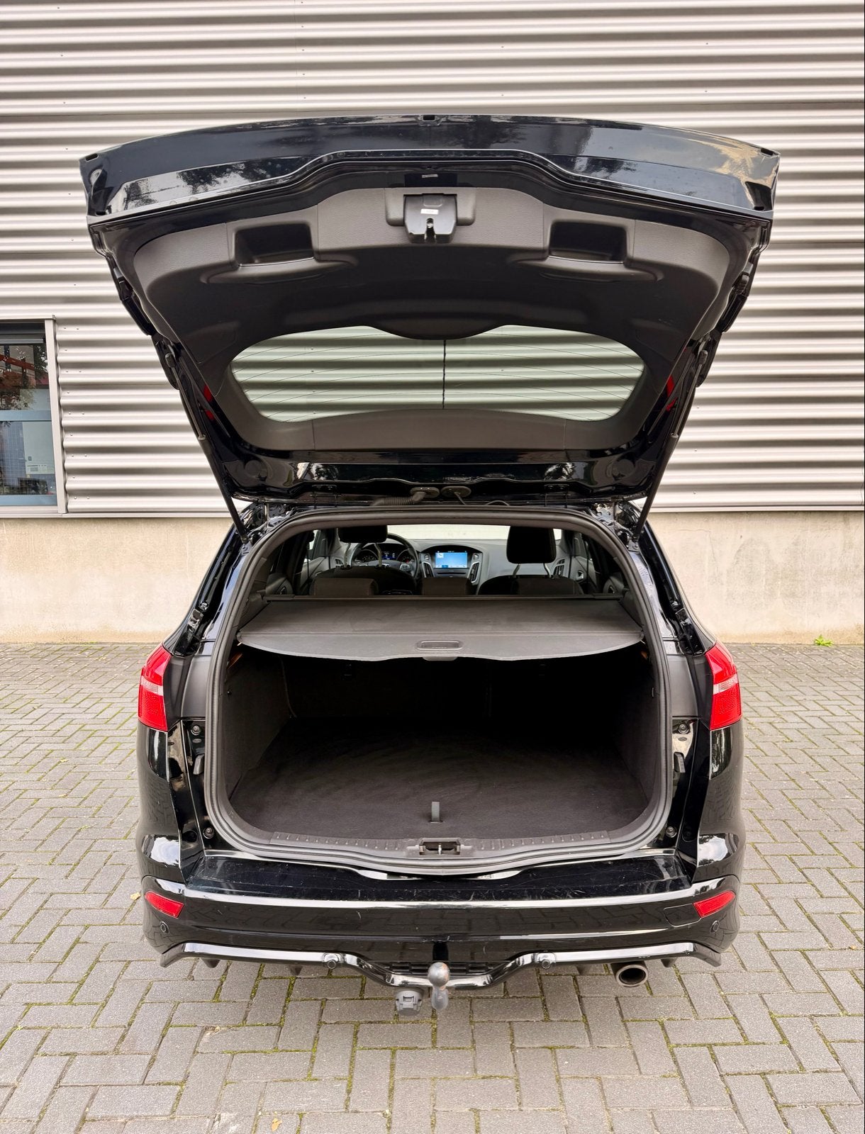 Foto 12 van Ford Focus ST-line 1.5 Ecoboost 182pk 2017 Zwart