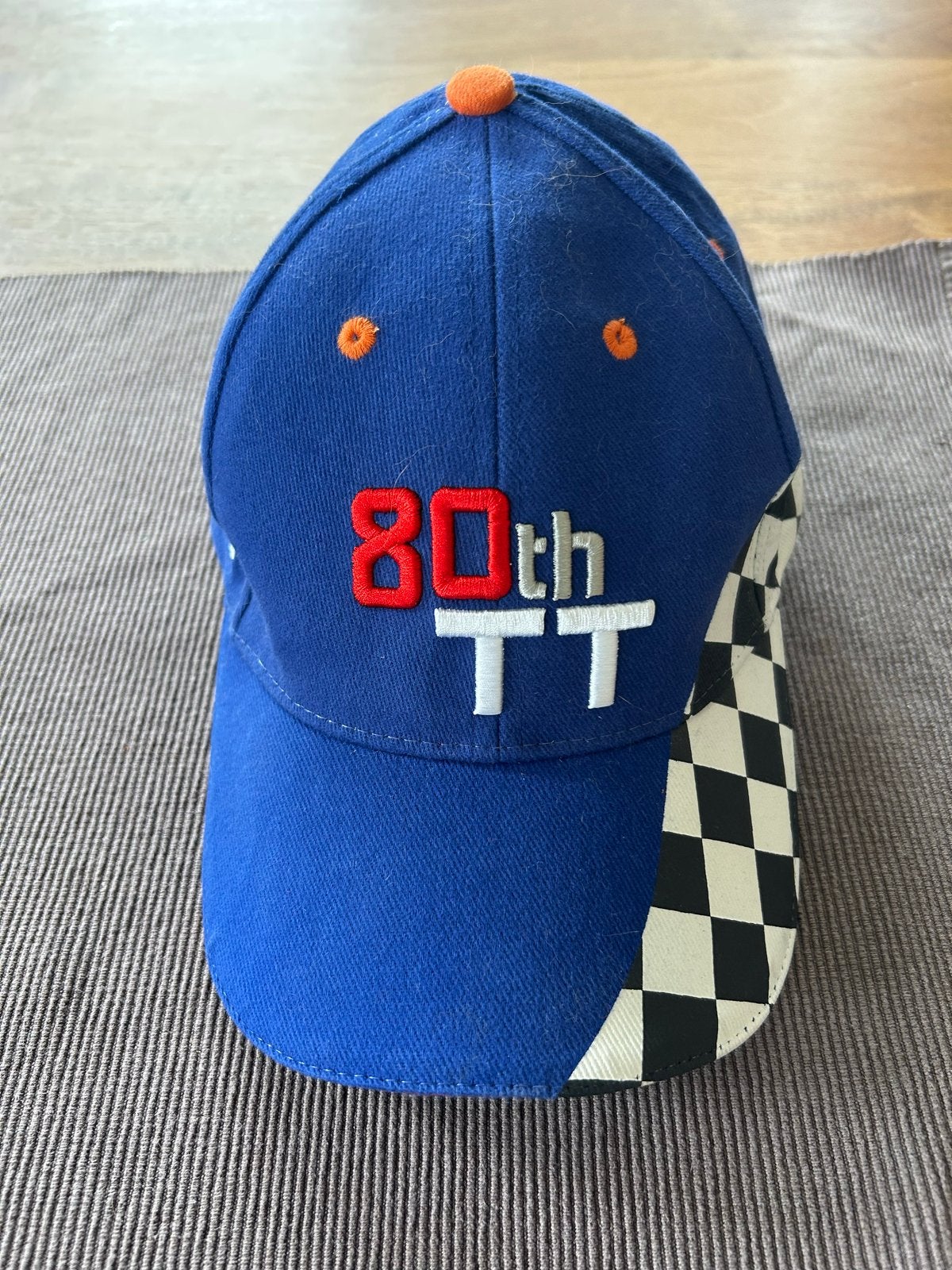 Originele TT pet / cap - 80th TT Assen 2010, Verzamelen, Ophalen of Verzenden, Zo goed als nieuw