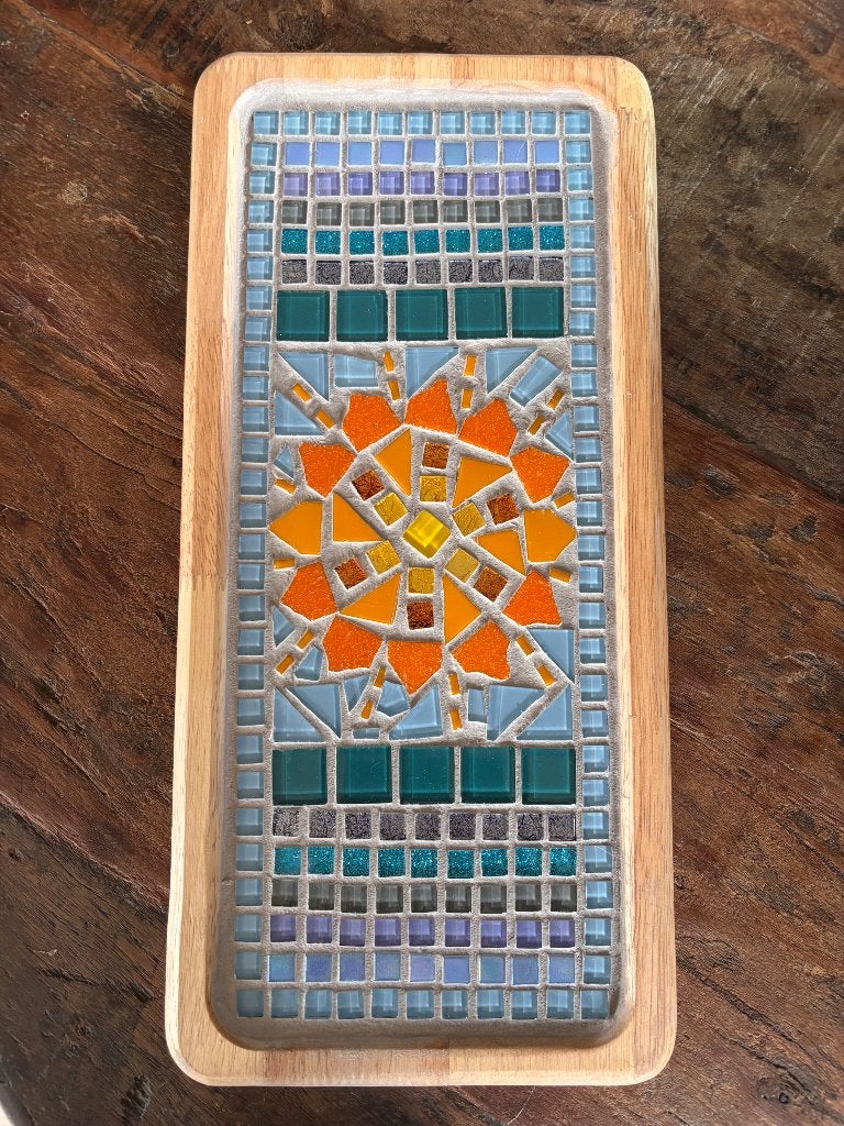 Handgemaakte serveerplank Borrelplank zon mozaik, Blauw, Hout, Snij-/serveerplank, Nieuw