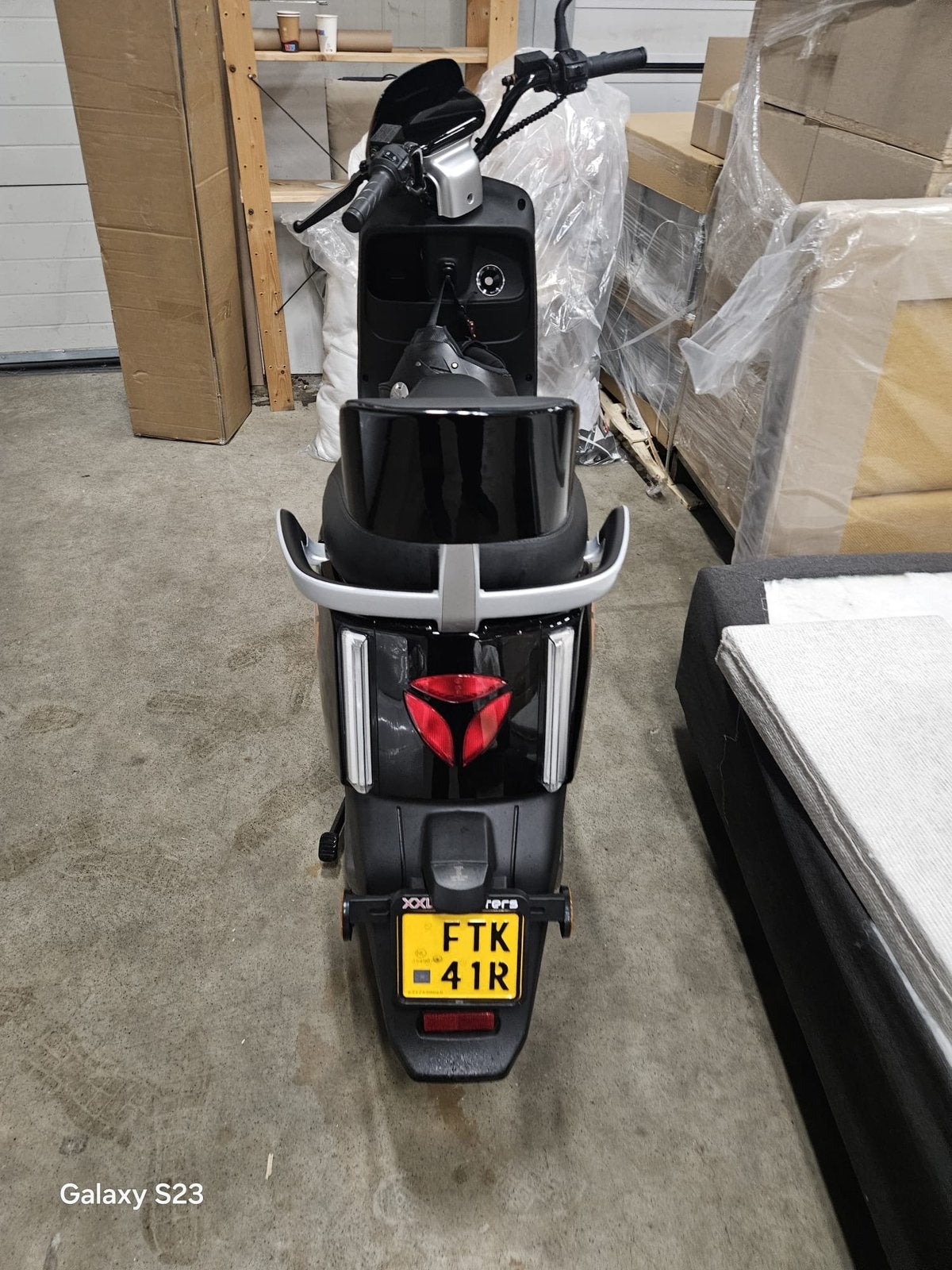 Yadea e8s, Ophalen, Overige modellen, Maximaal 45 km/u, Elektrisch