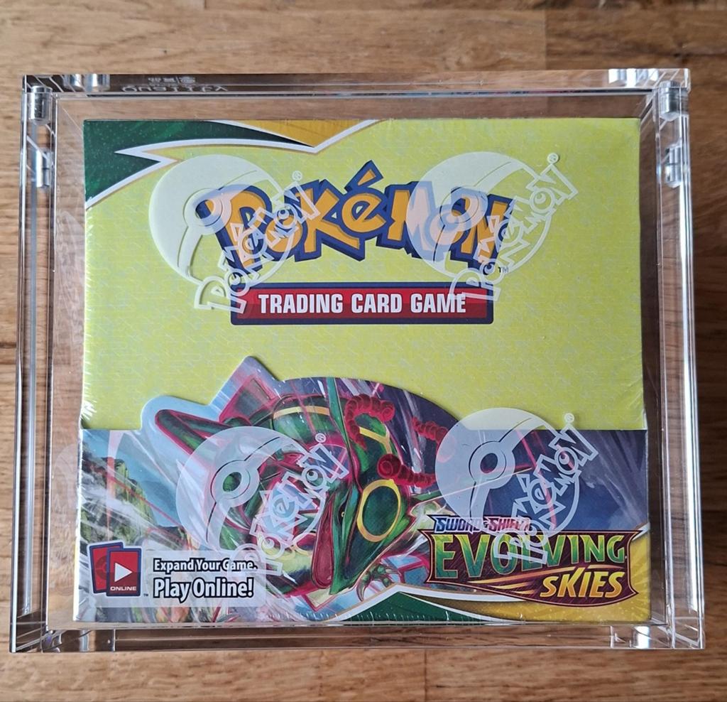 Evolving skies booster box, Ophalen of Verzenden, Nieuw, Boosterbox