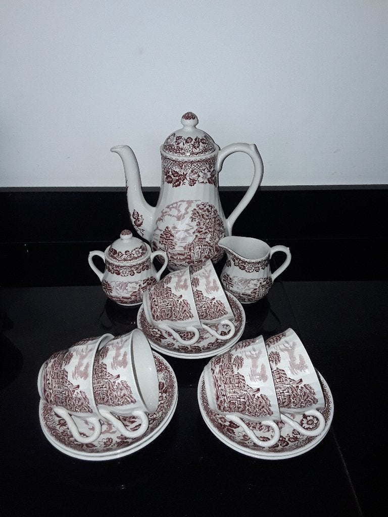 Engels Barrats rood koffieservies, Verzenden