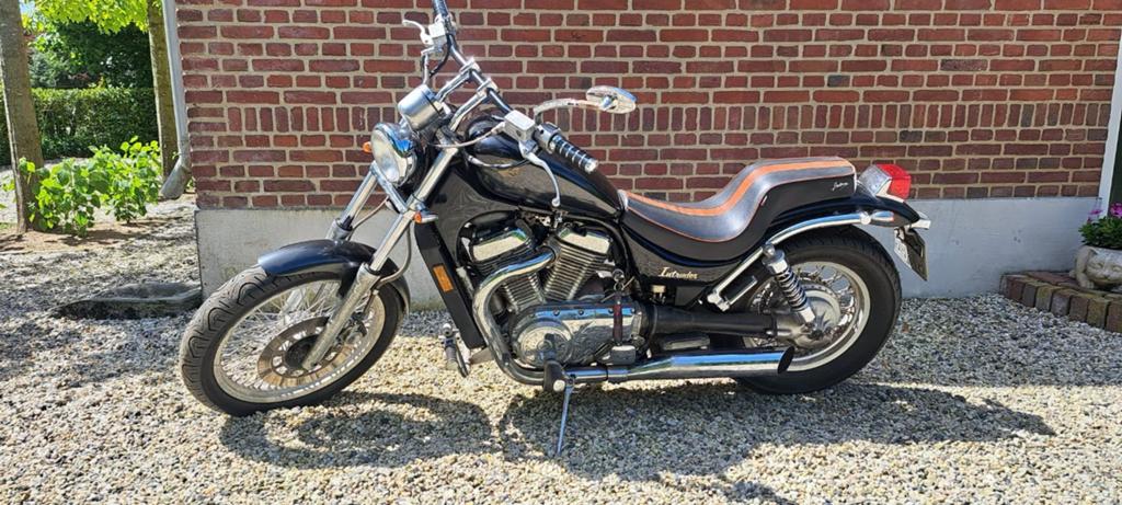 Suzuki Intruder VS 700 1986, Motoren, Motoren | Suzuki, 700 cc, 2 cilinders, Chopper, Gebruikt