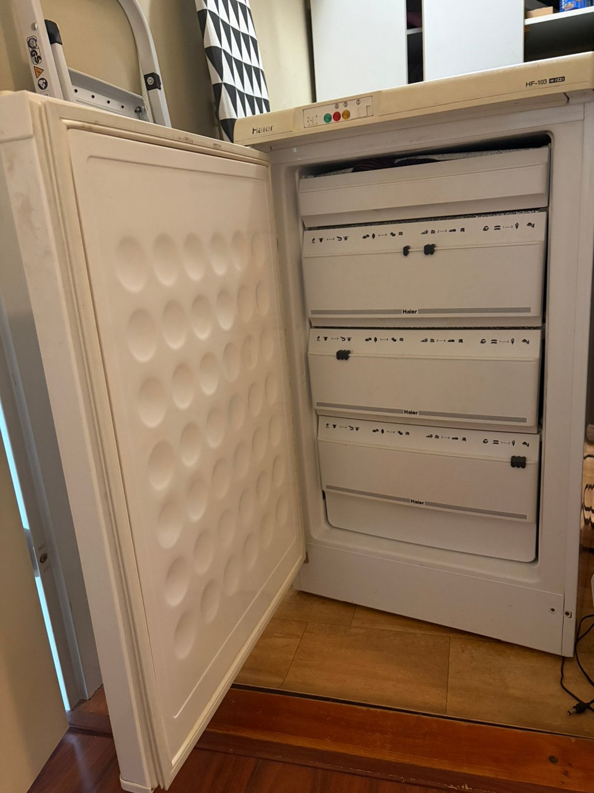 Freezer for sale, Ophalen, Zo goed als nieuw, 90 cm of meer, 120 tot 140 cm