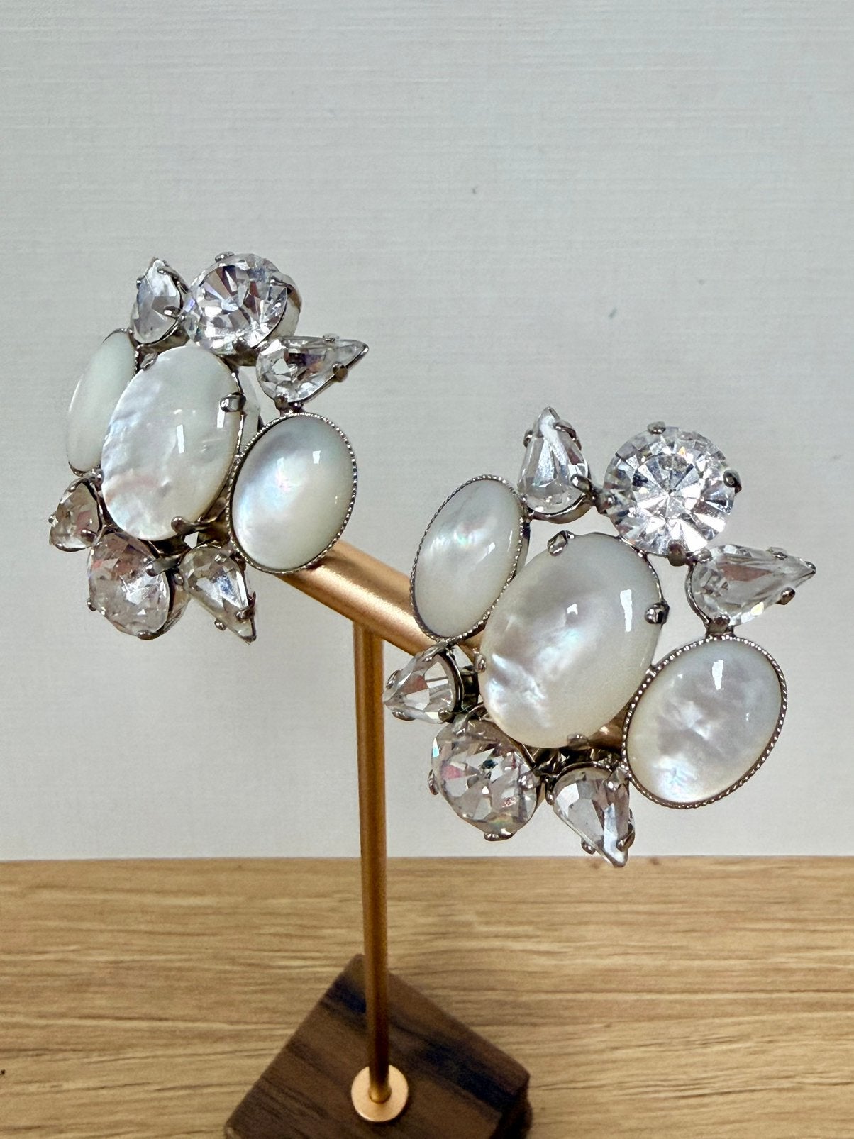 Philippe Ferrandis parelmoer kristal clips, Wit, Ophalen of Verzenden, Info@vintageglitch.nl, Glas