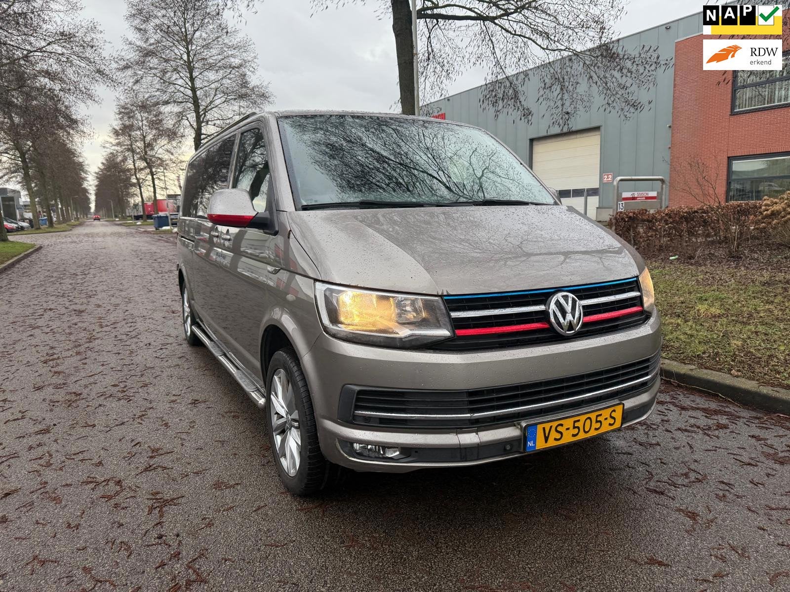 Volkswagen Transporter 2.0 TDI L2H1 DC Highline, Gebruikt, Euro 6, 4 cilinders, Lichtsensor