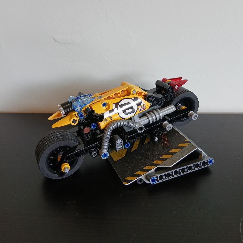 Lego Technic pull-back motor en vliegtuigjes, Ophalen, Gebruikt, Compleet, Lego