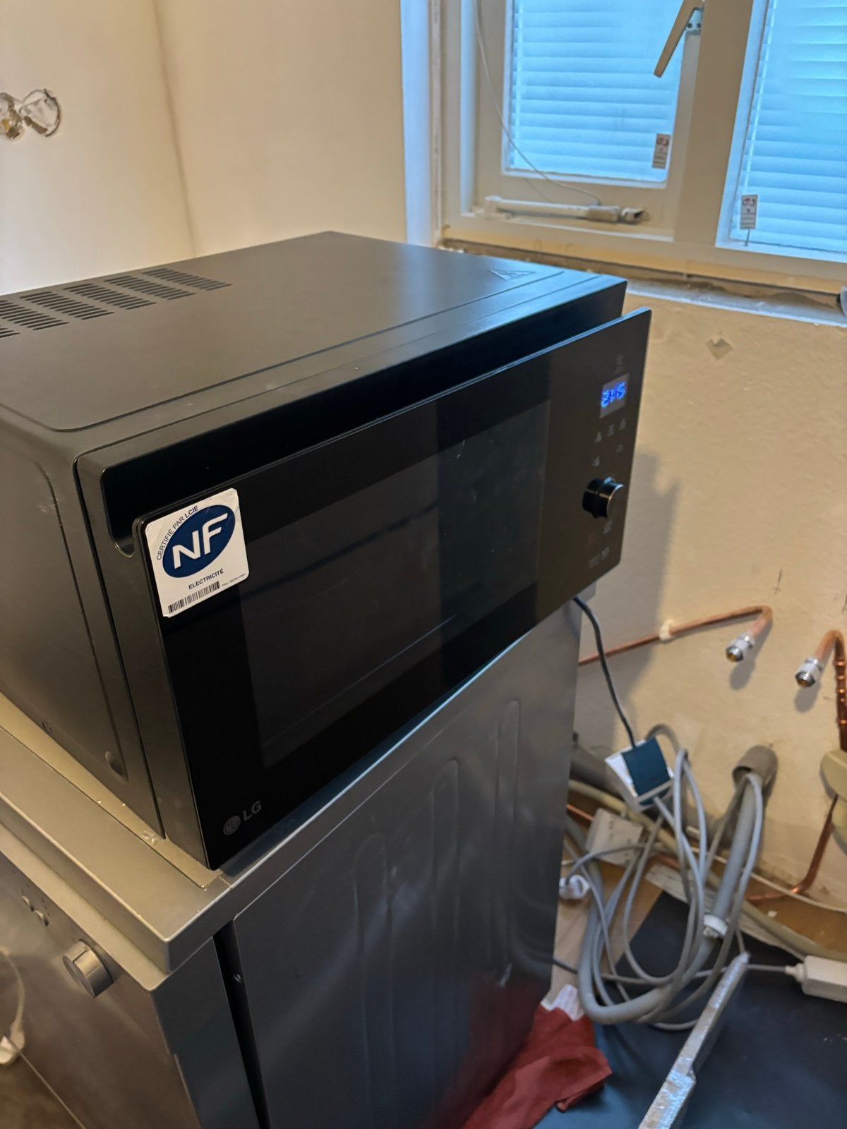 LG Combi Magnetron - Zo goed als nieuw, Ophalen, Combimagnetron, Grill, Zo goed als nieuw