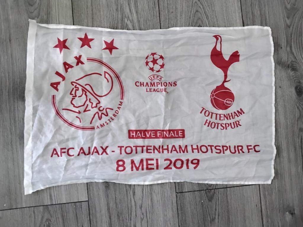 Stoffen vlag ajax - tottenham hotspur, Ophalen of Verzenden