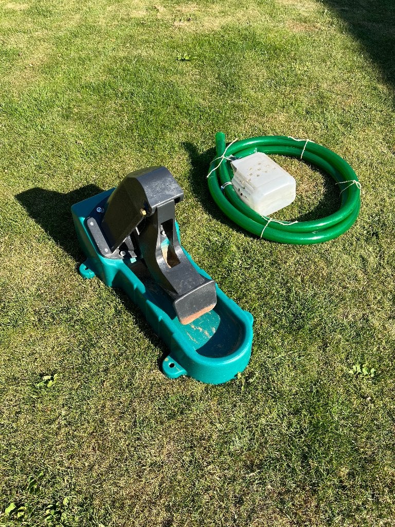 Waterpomp voor jongvee, Ophalen, Zo goed als nieuw, Veelzijdigheid