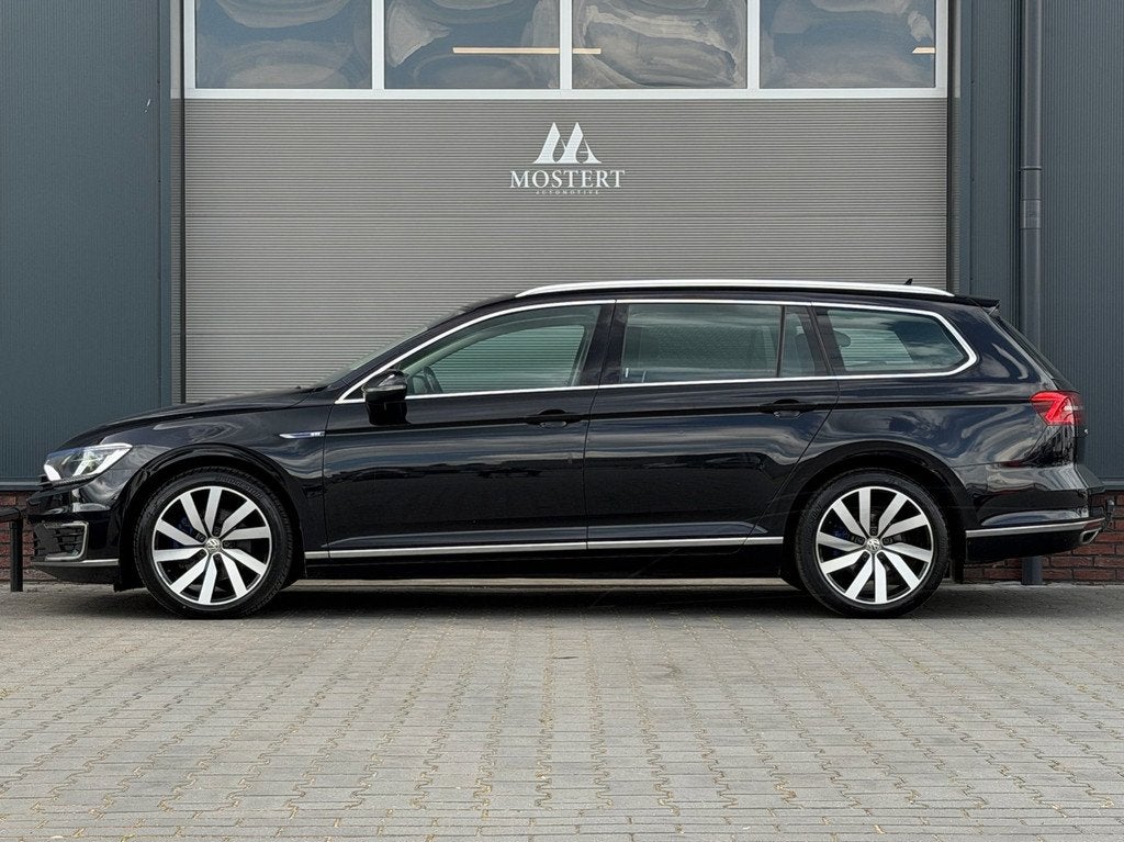 Volkswagen Passat Variant 1.4 TSI/218pk GTE Highline|2015|NA, Auto's, Volkswagen, Gebruikt, Zwart, Automatische klimaatregeling