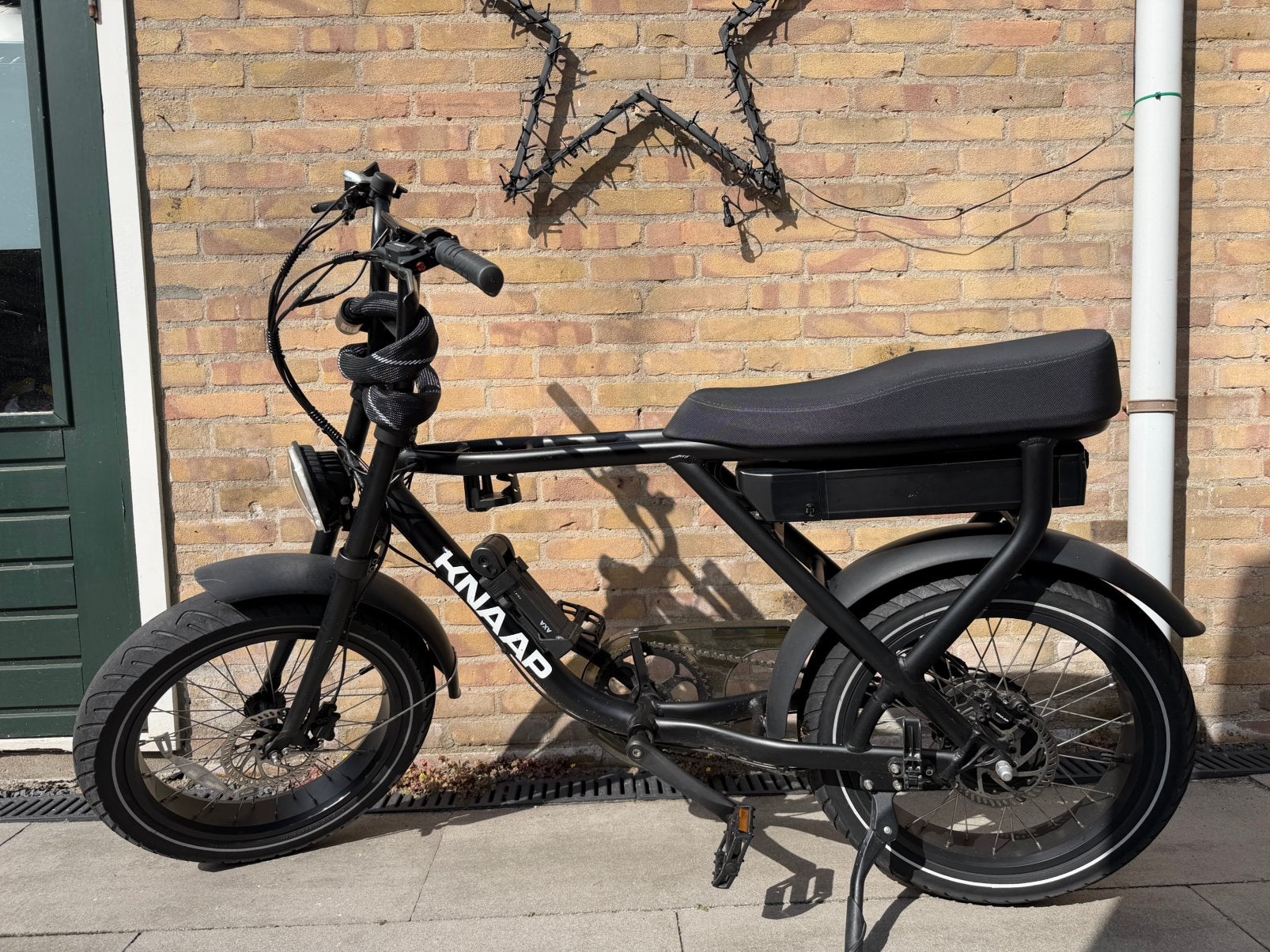 Knaap fiets, Ophalen, Zo goed als nieuw, 30 tot 50 km per accu, Overige merken