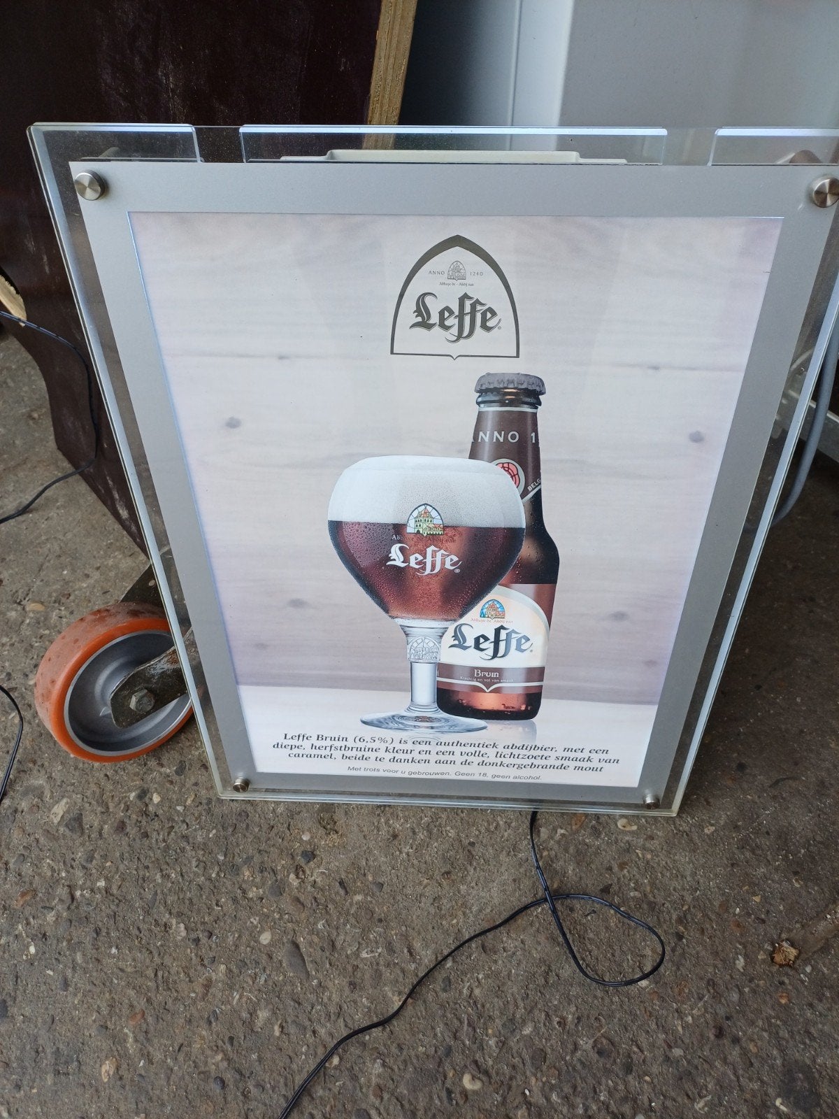 reclamebord leffe licht reclamebord mancave, Verzamelen, Ophalen of Verzenden, Zo goed als nieuw, Lichtbak of (neon) lamp