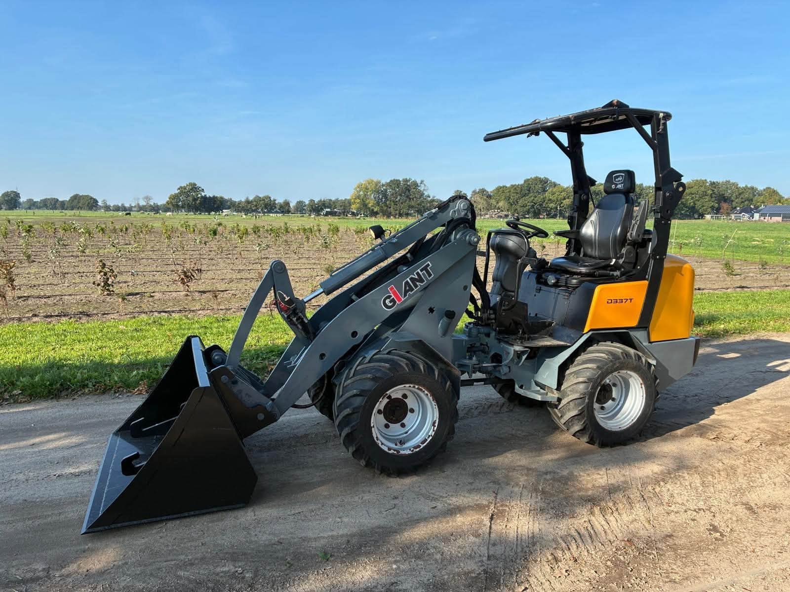 Giant 337 shovel Loader (bj 2019), Wiellader of Shovel