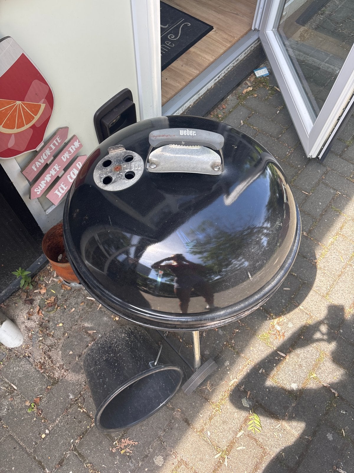 Weber BBQ tegen kratje bier, Ophalen, Gebruikt