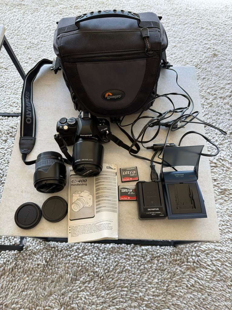 Olympus E-400 Spiegelreflexcamera met accessoires, Ophalen, Spiegelreflex, 10 Megapixel, Zo goed als nieuw