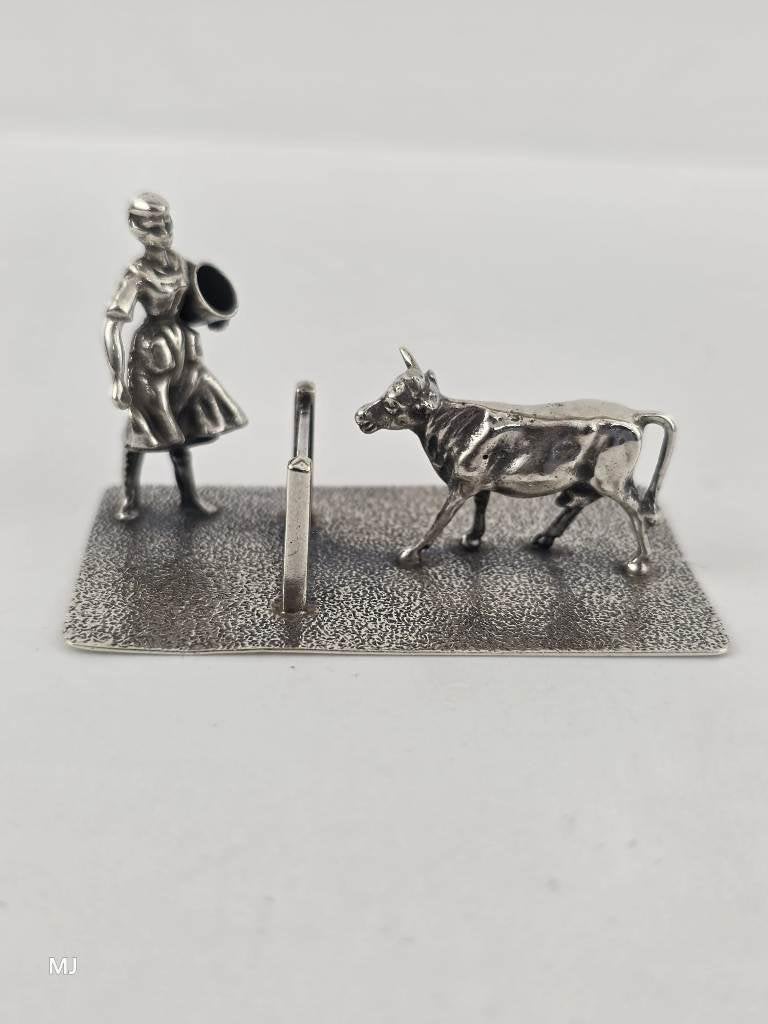 Zilveren miniatuur Boerin met koe                       Z212, Ophalen of Verzenden, Zilver