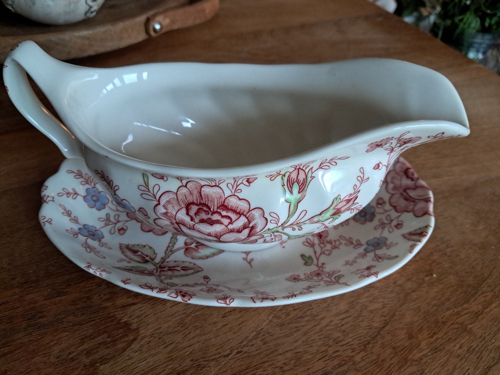 Jhonson Bros Rose Chintz Sauskom met Schotel, Ophalen of Verzenden