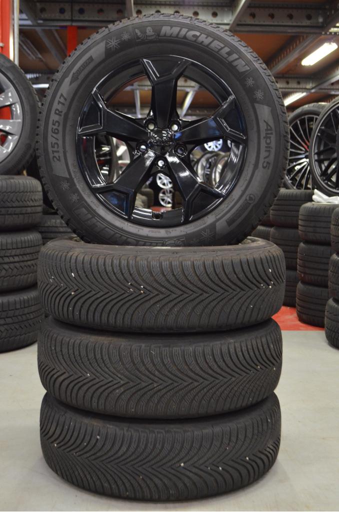 Org. 17" Audi Q3 Velgen 5x112 ET38 57.1 + Winterbanden, Niet ingevuld, Banden en Velgen, Niet ingevuld, 17 inch