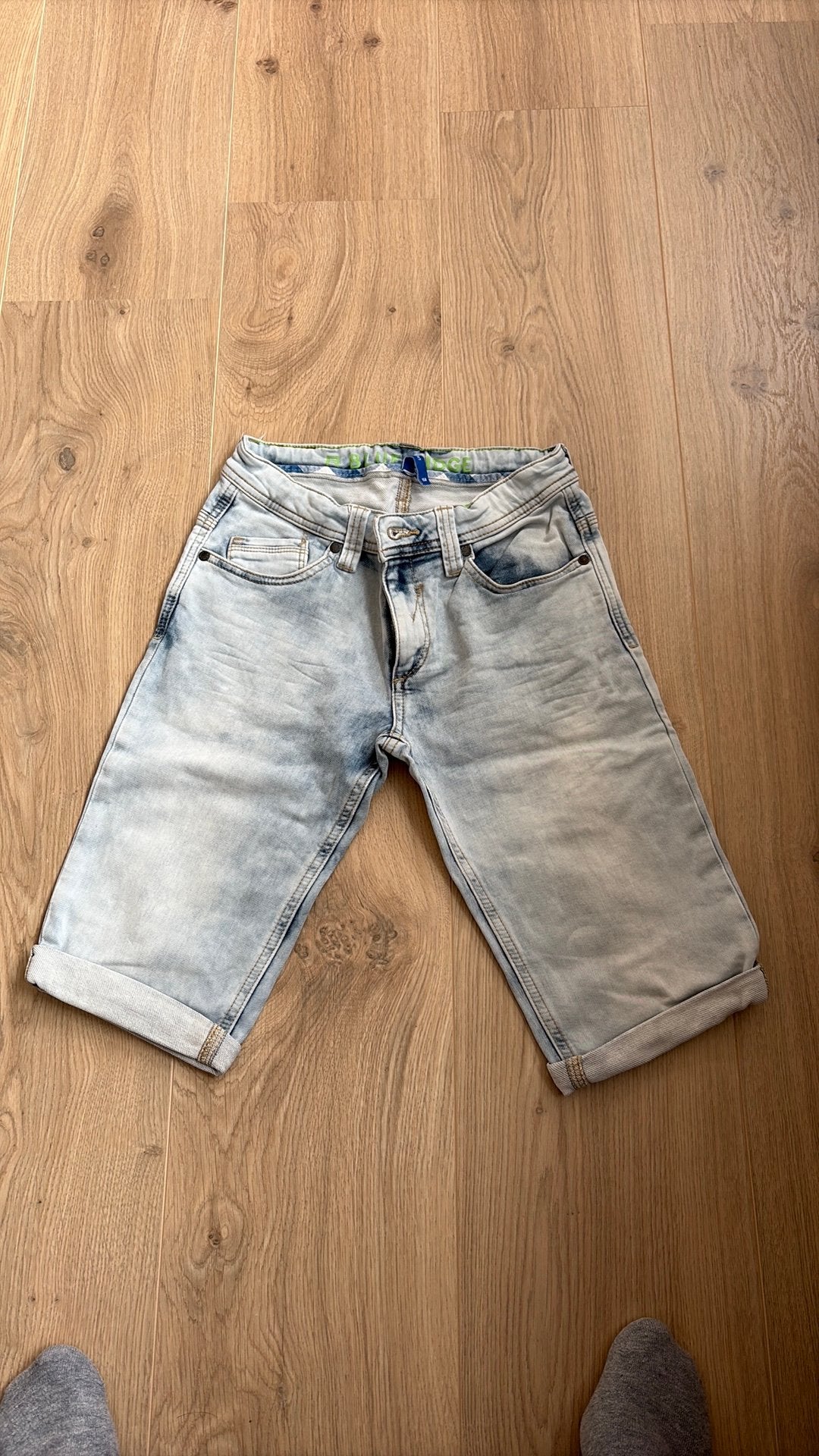WE korte broek, Ophalen of Verzenden, Zo goed als nieuw, Jongen, Broek