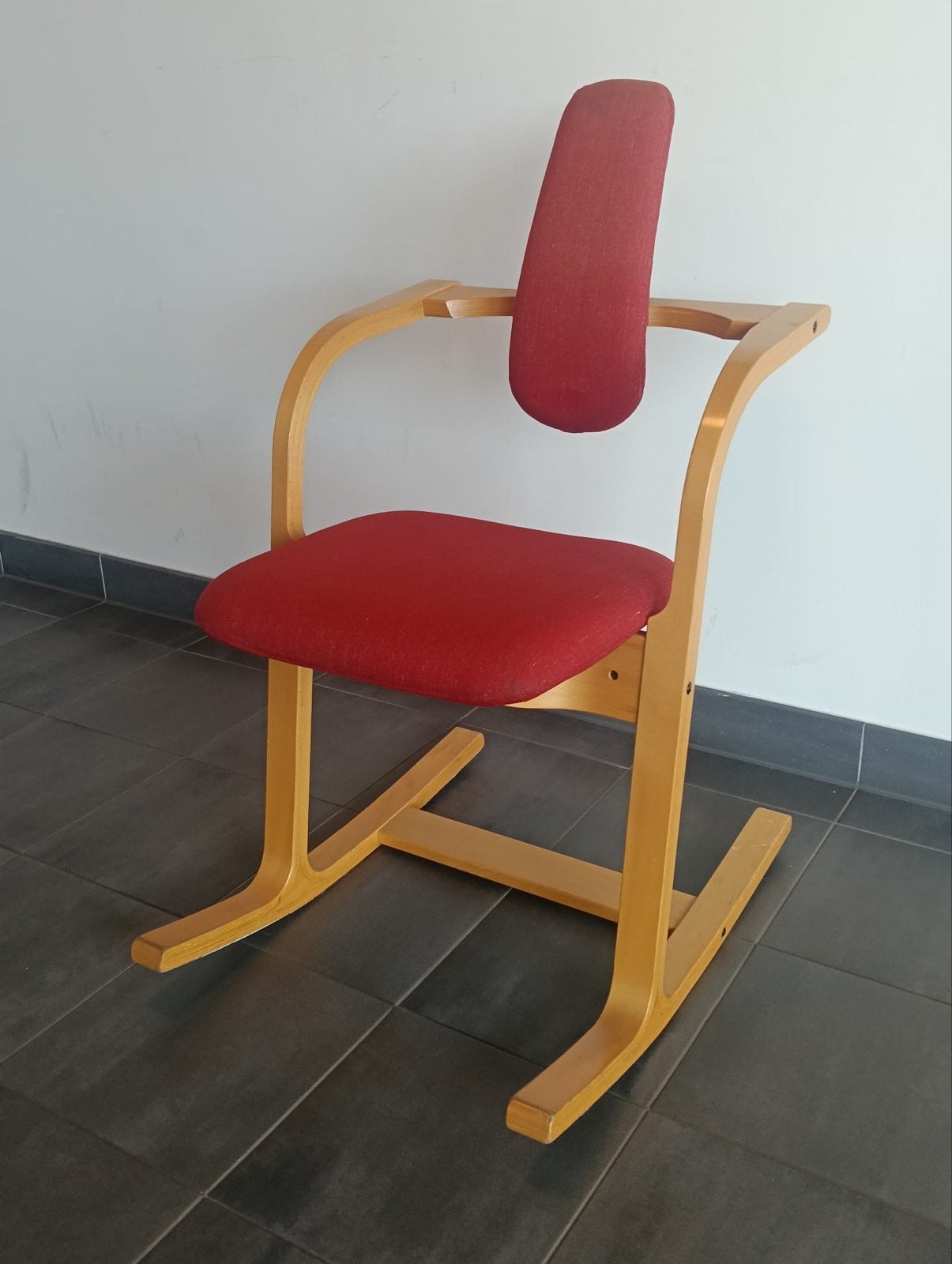 1 Stokke ( Variér) Actulum, Peter Opsvik., Ophalen, Gebruikt, Eén, Rood