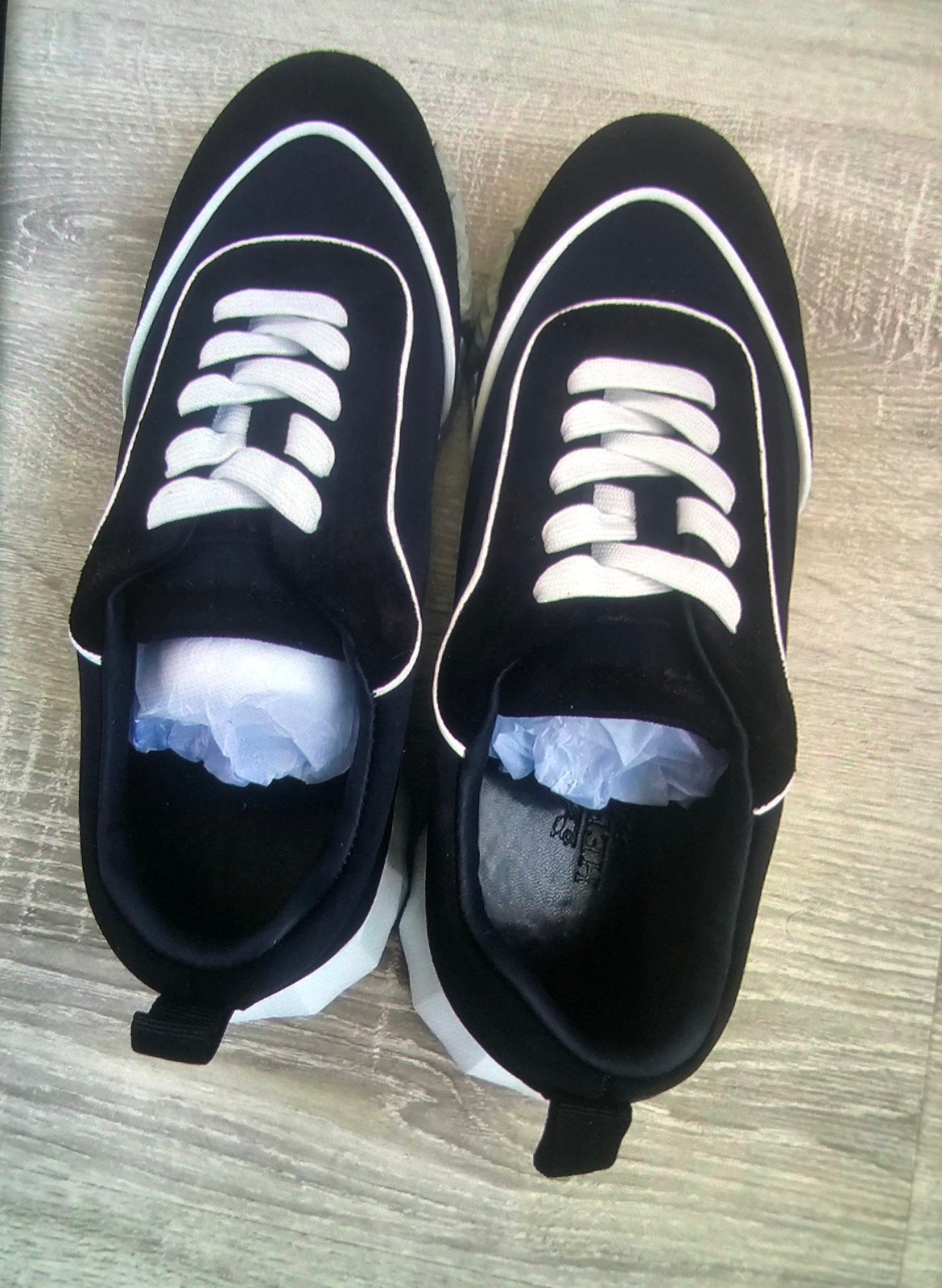 Splinternieuwe Hermes Sneakers zwart maat 44, Kleding | Heren, Schoenen, Zwart, Nieuw, Ophalen of Verzenden, Sneakers of Gympen