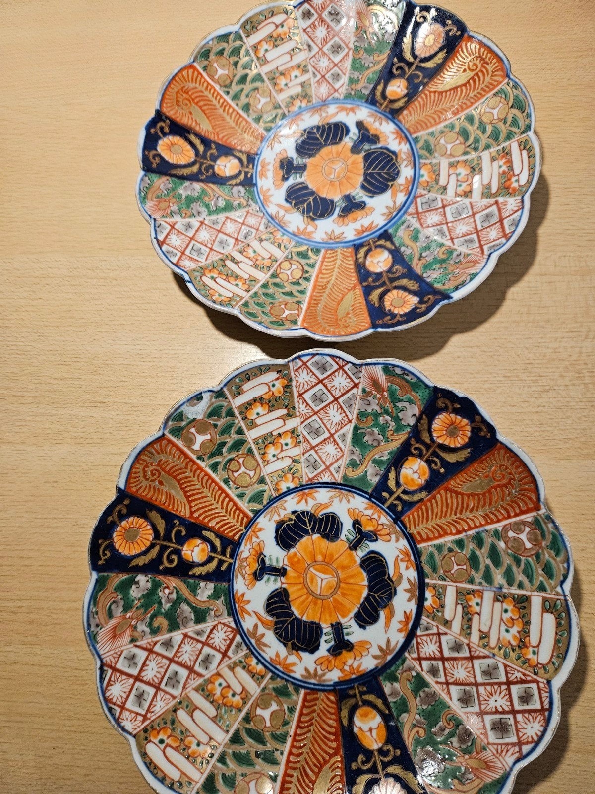 Set van 2 antieke Japanse Imari porseleinen borden, Ophalen