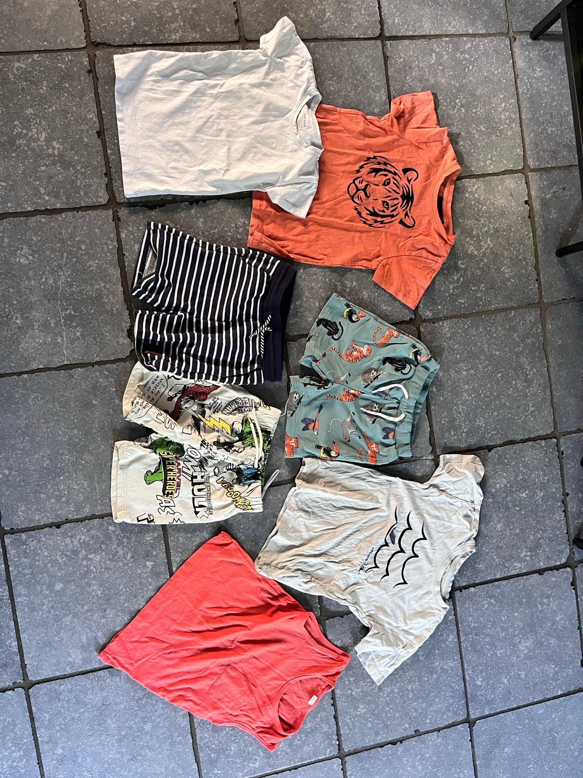 Zomerkleding pakket jongens - T-shirts en korte broeken, Ophalen of Verzenden, Gebruikt, Jongen, Setje