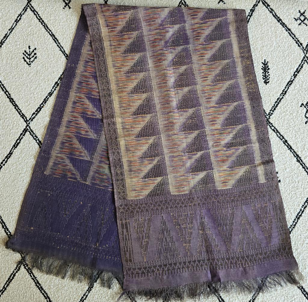 Vintage ikat selendang Bali blauw paars goud Indonesie Indie, Hobby en Vrije tijd, Stoffen en Lappen, Blauw, Nieuw, Ophalen of Verzenden